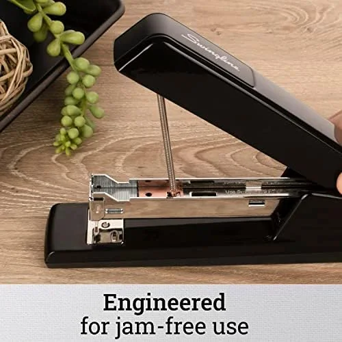 Swingline 747 Classic Stapler - 30 Sheet Capacity, Jam Free, Metal, Black (74701)